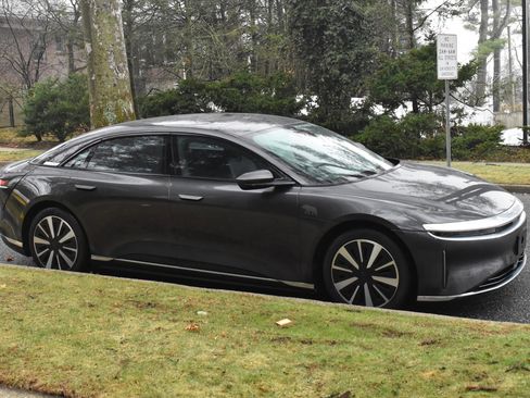 Used 2023 Lucid Air Pure image 11