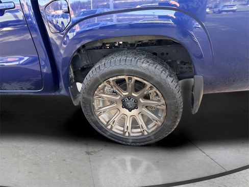 Used 2022 Nissan Frontier SV image 10