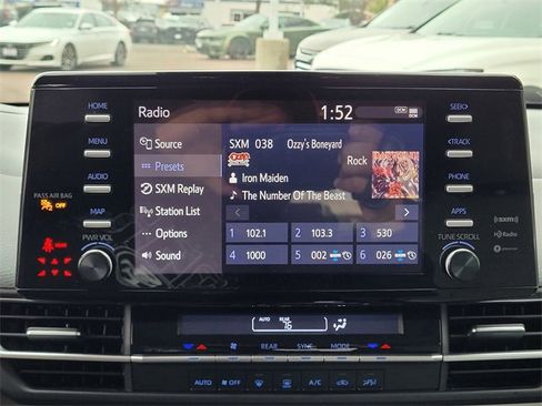 Certified 2021 Toyota Sienna LE w/ LE Plus Package image 24