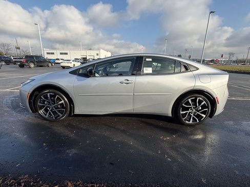 New 2026 Toyota Prius XSE Premium image 5