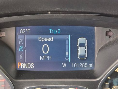 Used 2015 Ford Escape SE image 14