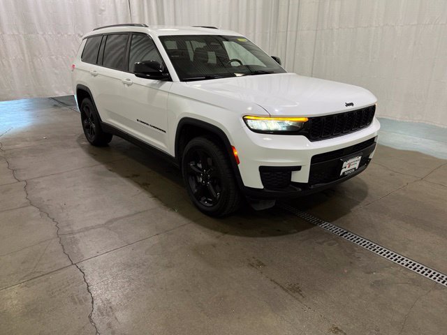 Used 2022 Jeep Grand Cherokee L Laredo AWD/4WD image 1