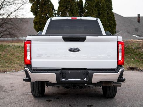 Used 2025 Ford F250 XLT image 6