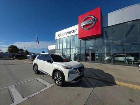 Used 2023 Nissan Rogue Platinum w/ Platinum Premium Package image 1