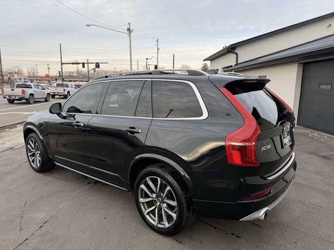 Used 2019 Volvo XC90 T5 Momentum w/ Protection Package Premier image 3