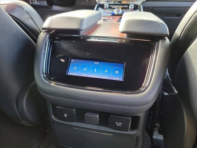 Used 2023 Lincoln Navigator L Reserve AWD/4WD image 14