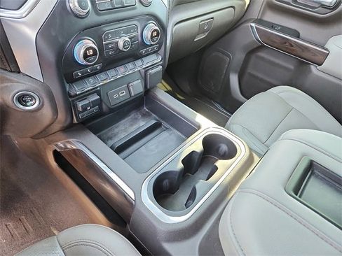 Used 2021 GMC Sierra 1500 SLT image 19