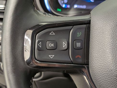 Used 2024 RAM 2500 Limited image 17