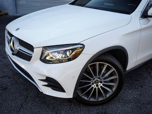 Used 2019 Mercedes-Benz GLC 300 4MATIC Coupe image 2