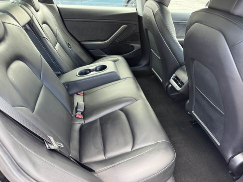 Used 2021 Tesla Model 3 RWD image 19