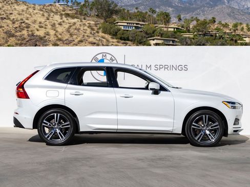 Used 2018 Volvo XC60 T5 Momentum w/ Vision Package image 6