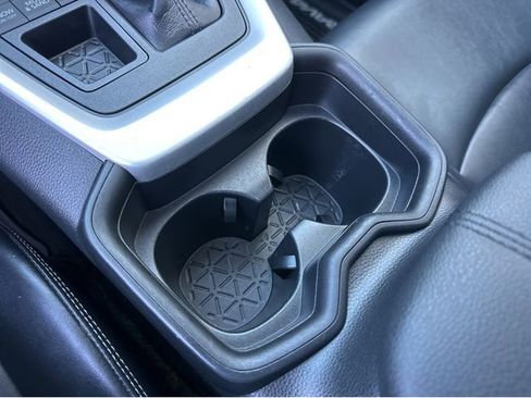 Used 2020 Toyota RAV4 XLE Premium w/ All Weather Liner Package image 31