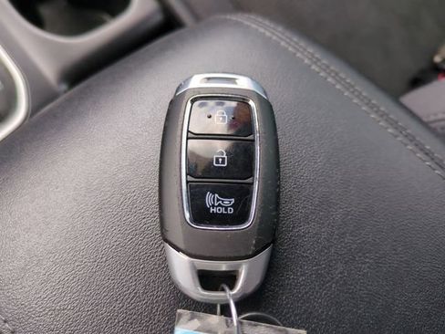 Used 2020 Hyundai Santa Fe SEL FWD image 34