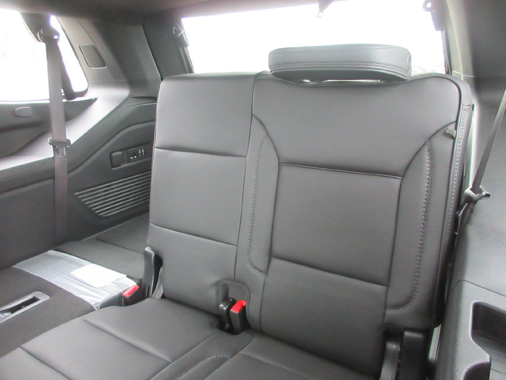 New 2026 GMC Yukon Denali w/ Denali Reserve Package AWD/4WD image 14