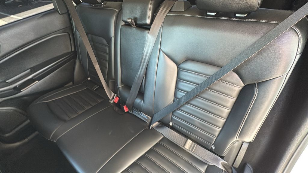 Used 2024 Ford Edge SEL w/ Convenience Package AWD/4WD image 23