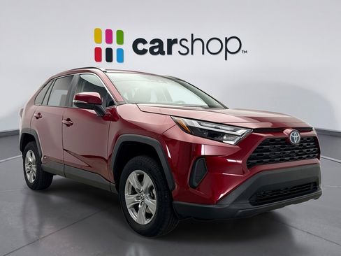 Used 2024 Toyota RAV4 XLE image 7