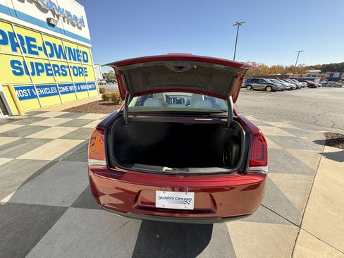 Used 2023 Chrysler 300 Touring L w/ Popular Equipment Group image 35