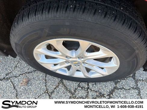 Used 2019 Chevrolet Equinox LT image 28