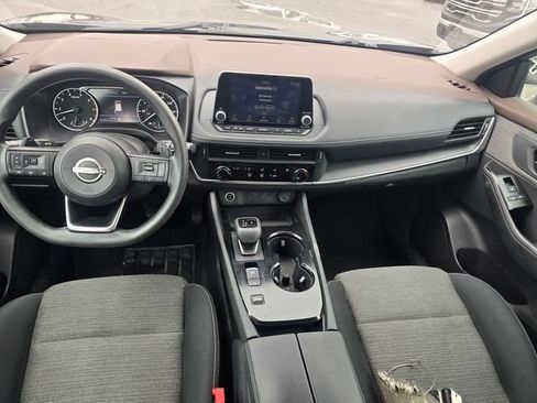 Used 2022 Nissan Rogue S FWD image 14