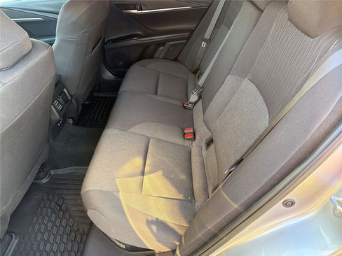 Used 2025 Toyota Camry LE image 17