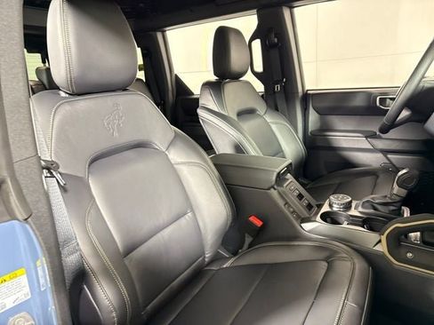 New 2025 Ford Bronco Badlands image 12