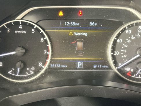 Used 2017 Nissan Murano SV image 19