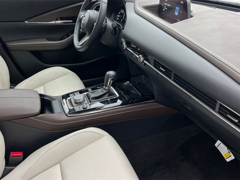 Certified 2025 MAZDA CX-30 AWD 2.5 S w/ Premium Package image 20