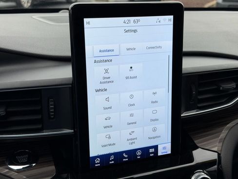 Certified 2022 Ford Explorer Limited w/ Limited Technology Package image 44