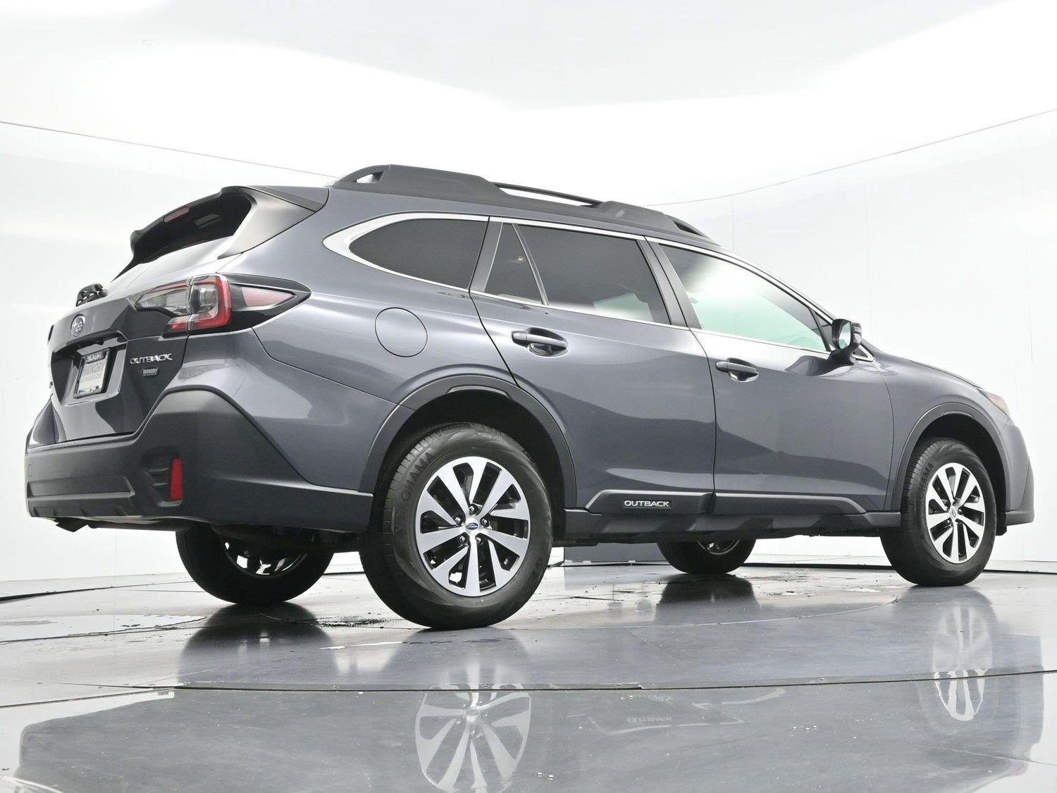 Used 2022 Subaru Outback Premium AWD/4WD image 40