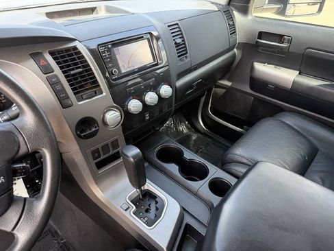 Used 2013 Toyota Tundra 2WD CrewMax w/ SR5 Pkg image 19