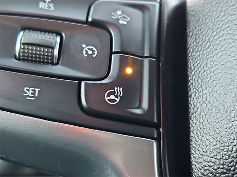 Used 2022 Chevrolet Silverado 1500 LT image 21