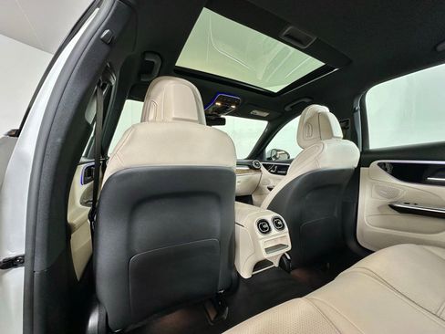 Used 2023 Mercedes-Benz C 300 4MATIC Sedan image 17