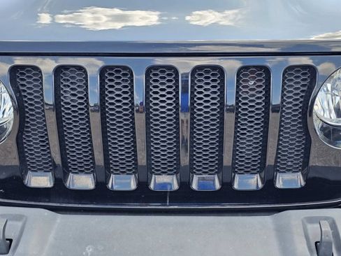 Used 2023 Jeep Wrangler Sport AWD/4WD image 4