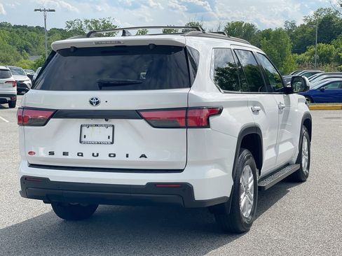 Certified 2023 Toyota Sequoia SR5 w/ SR5 Premium Package AWD/4WD image 15