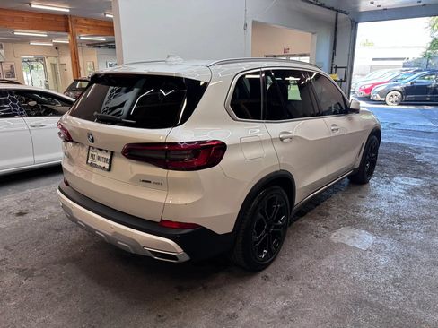 Used 2019 BMW X5 xDrive40i w/ Convenience Package AWD/4WD image 6