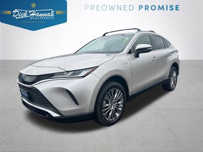 Used 2021 Toyota Venza Limited w/ Carpet Mat Package (TMS)