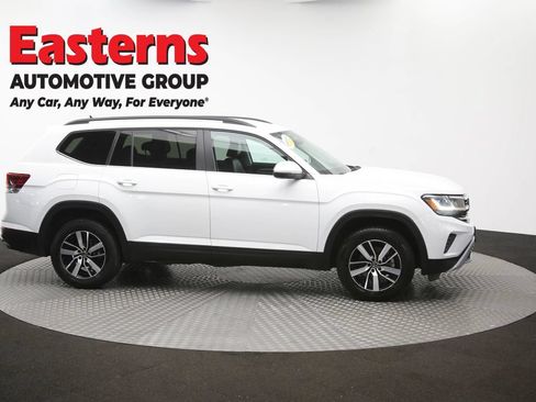 Used 2022 Volkswagen Atlas SE AWD/4WD image 46