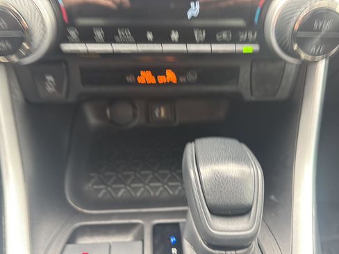 Used 2023 Toyota RAV4 AWD Hybrid image 29