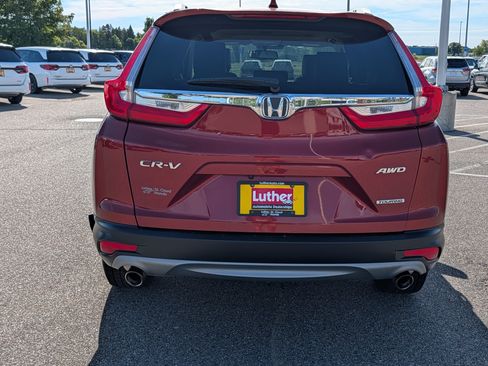 Used 2018 Honda CR-V Touring image 6