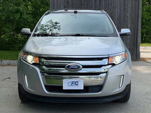 Used 2014 Ford Edge Limited w/ Equipment Group 302A AWD/4WD image 2