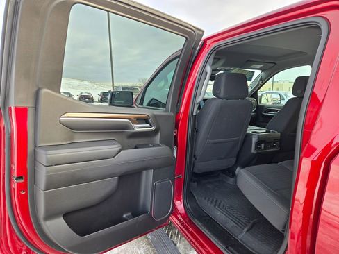 Used 2022 Chevrolet Silverado 1500 LT image 25