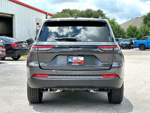 New 2026 Jeep Grand Cherokee Altitude RWD image 14