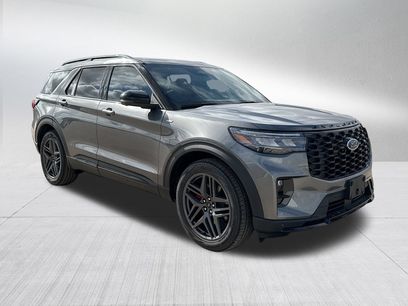 New 2026 Ford Explorer ST-Line w/ ST-Line Street Pack