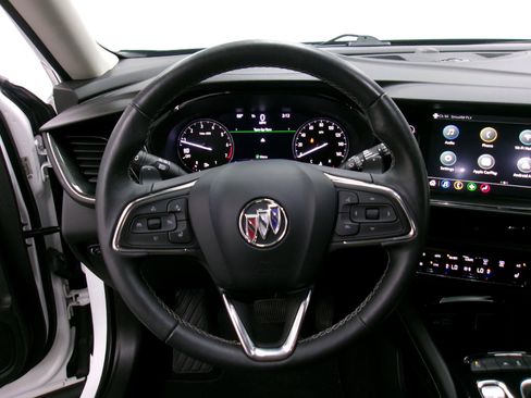 Used 2023 Buick Envision Essence FWD image 6