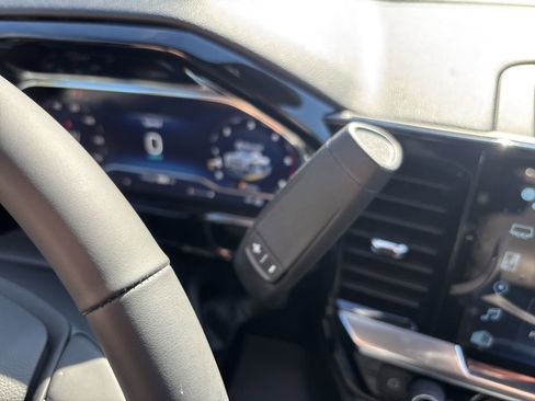 New 2025 Chevrolet Silverado 3500 LT w/ Convenience Package image 22