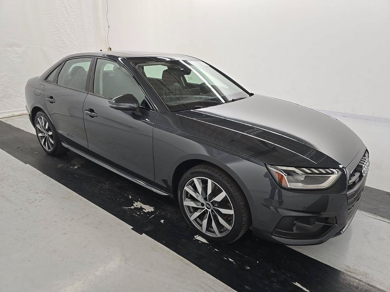 Used 2023 Audi A4 2.0T Premium Plus w/ Premium Plus Package AWD/4WD image 3