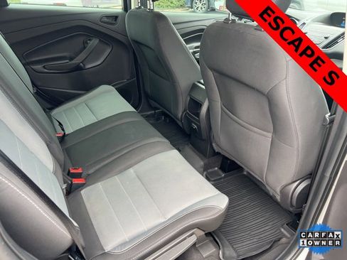 Used 2019 Ford Escape S image 10