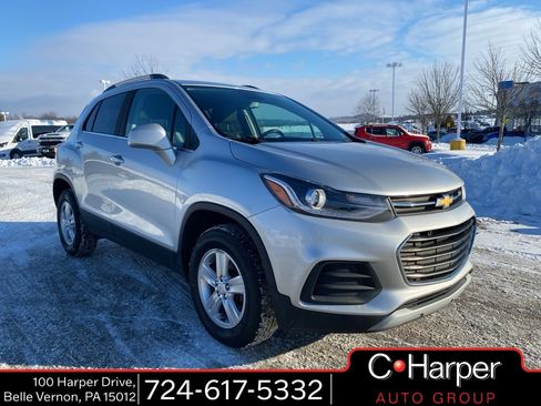 Used 2019 Chevrolet Trax LT w/ LT Convenience Package image 1