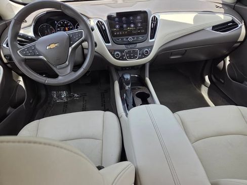 Used 2024 Chevrolet Malibu LT FWD image 9