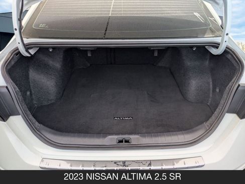 Used 2023 Nissan Altima 2.5 SR w/ SR Premium Package image 21